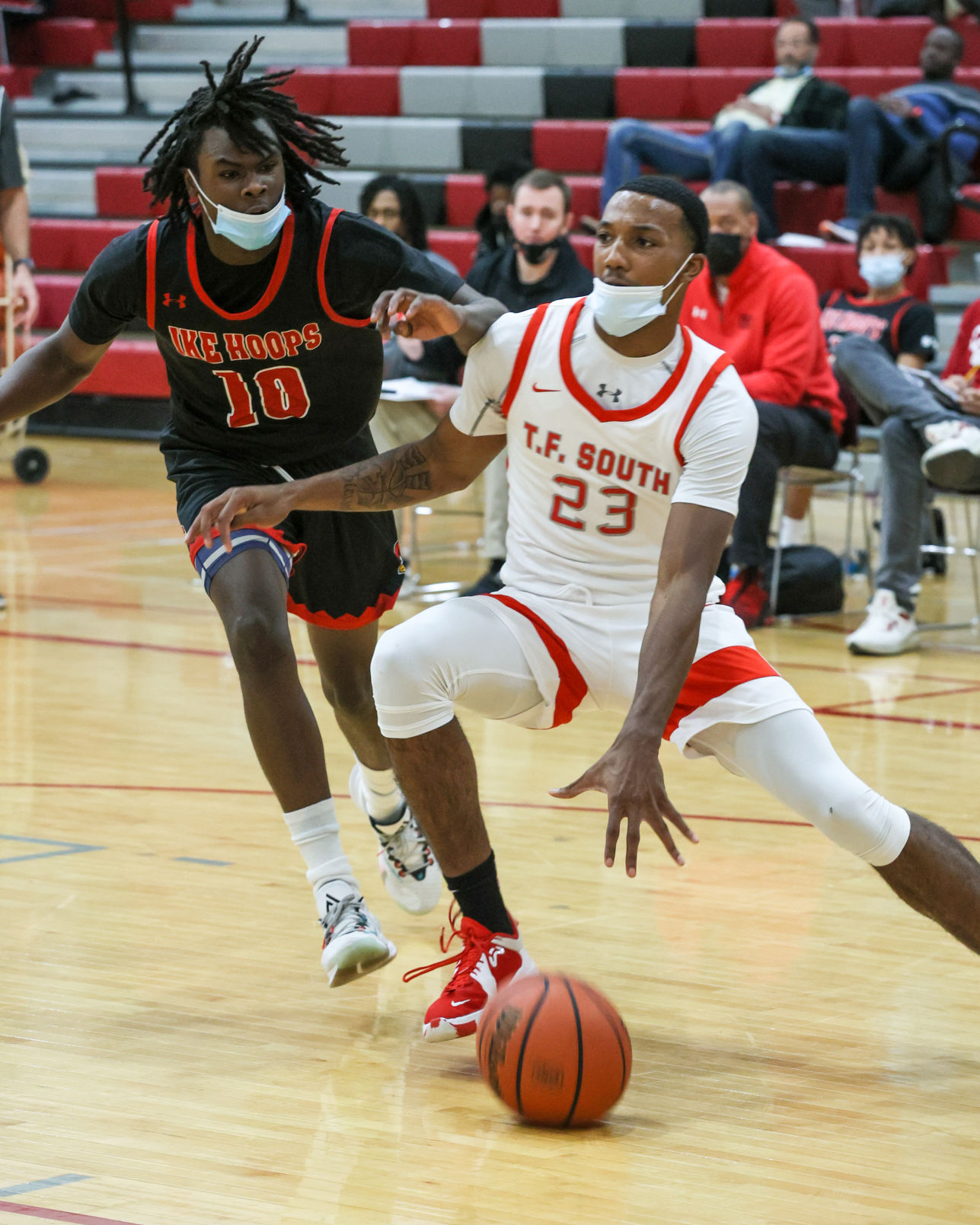Eisenhower at TF South Boys Basketball